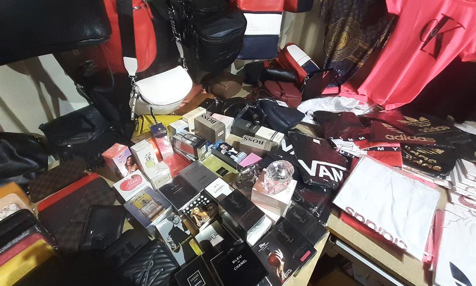 kožená galanterie padělky