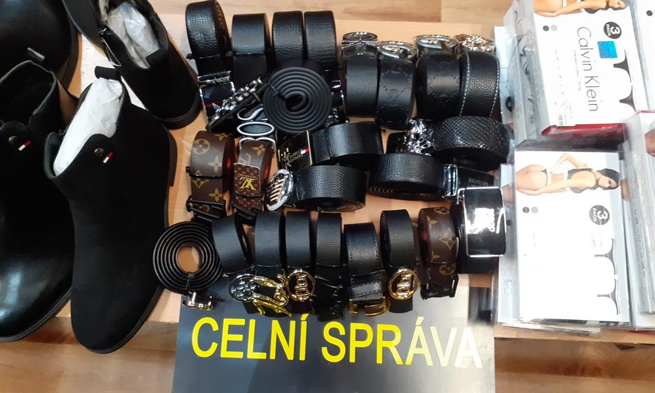 záběry celní správa