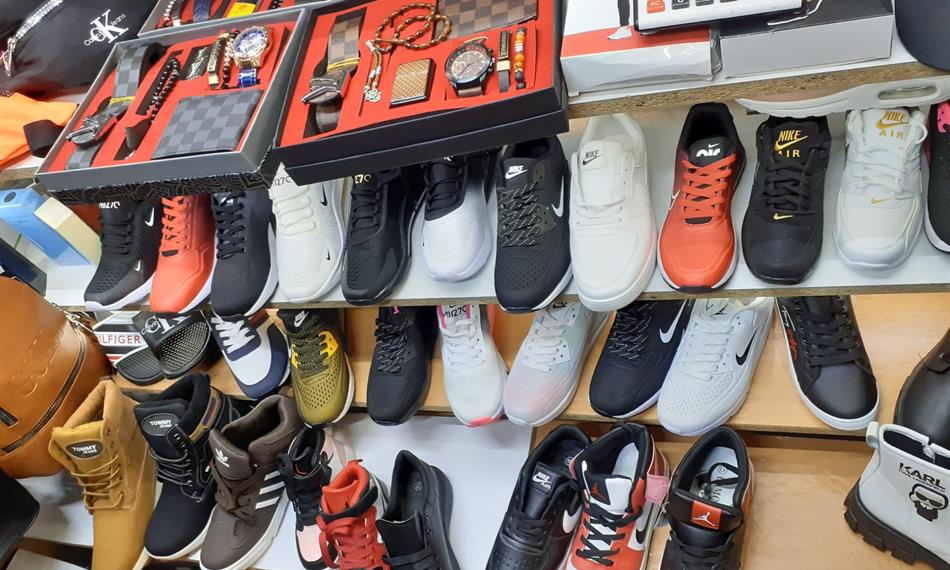 padělaná kožená galanterie