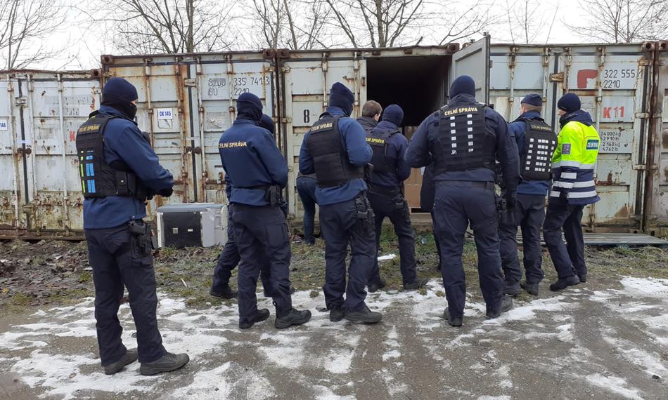 skupinka celníků Sapa