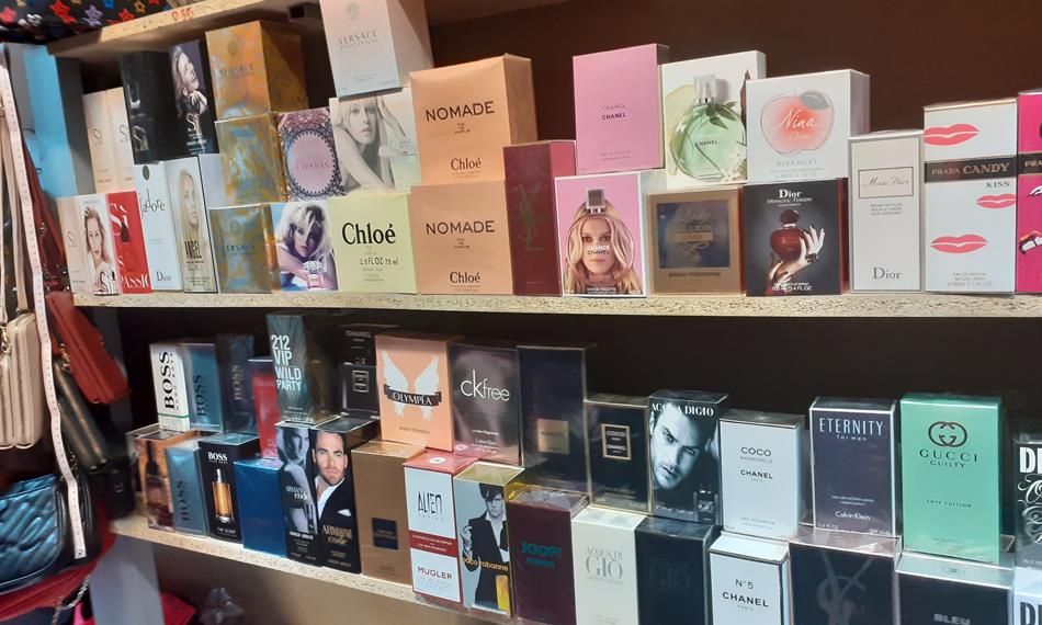 padělky parfémů