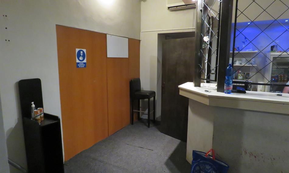 skrytá místnost s THZ