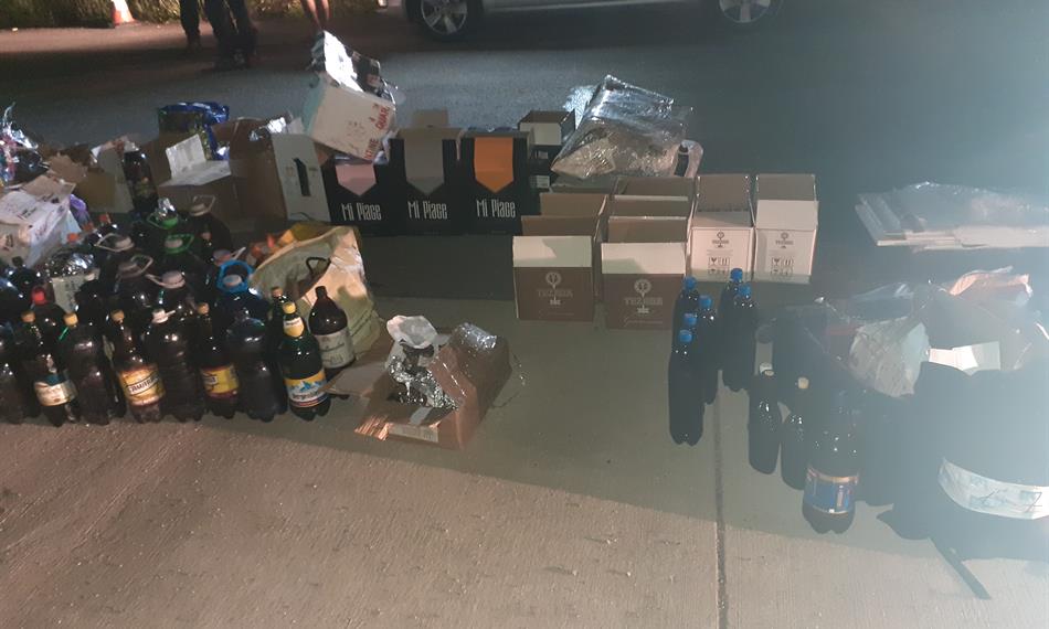 Zboží vyložené z dodávky