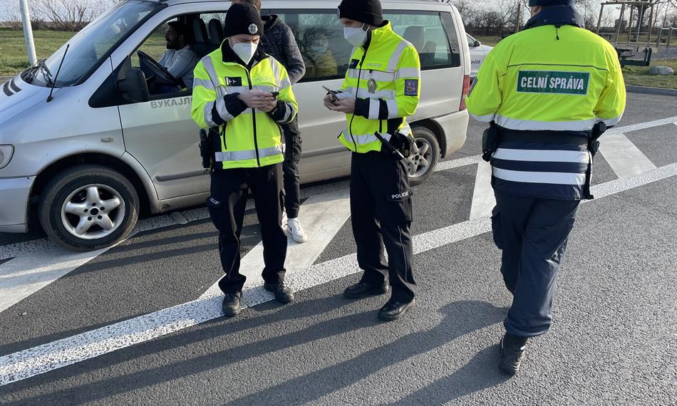 Celníci a policisté