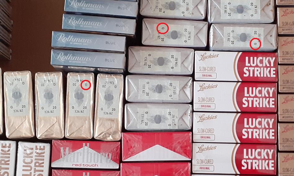 Tabákové nálepky na cigaretách