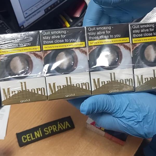 neznačené cigarety