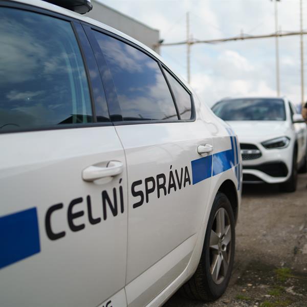 vozidlo celní správy