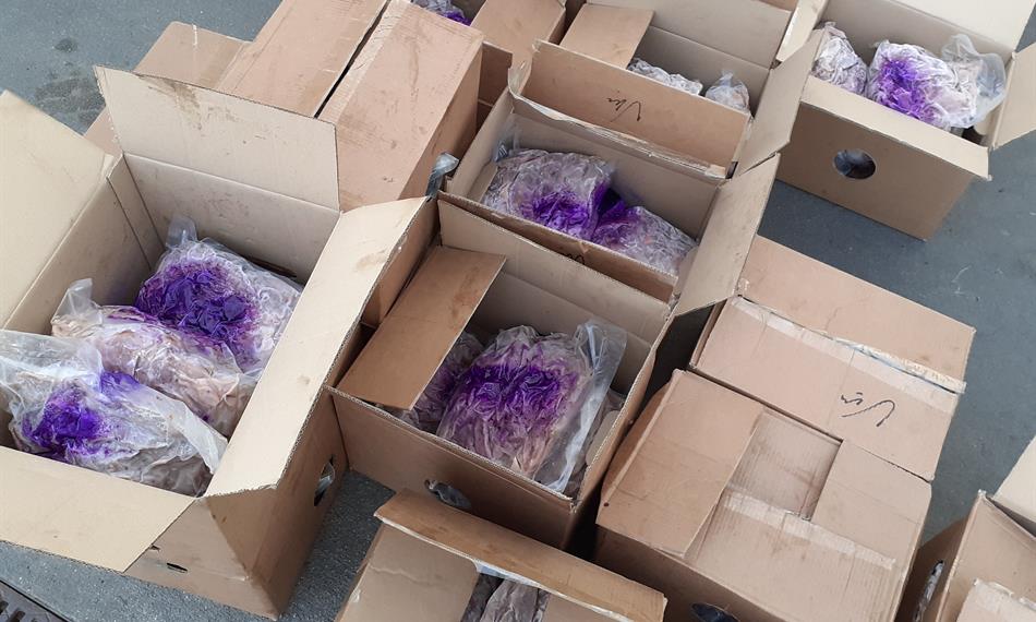 barvou znehodnocené maso