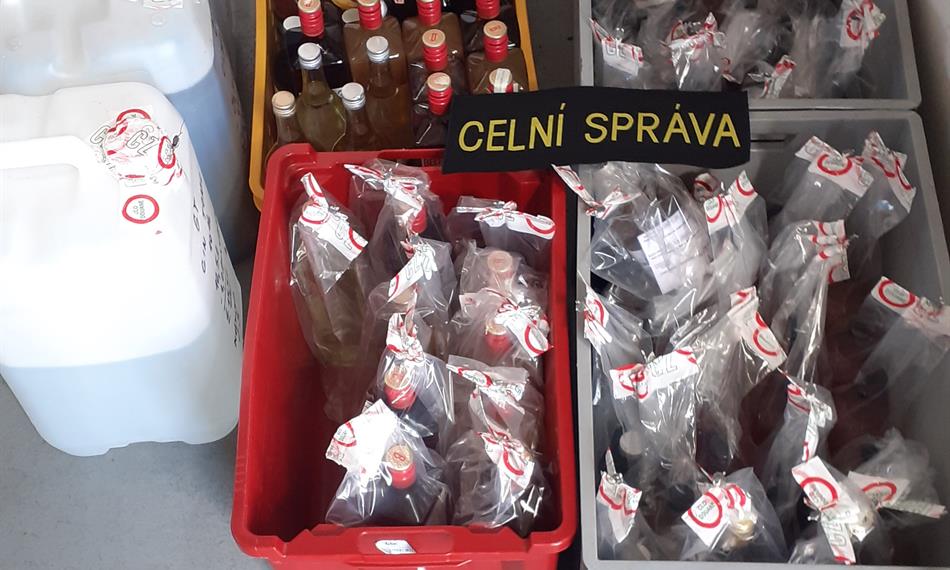 Zadržené lahve s alkoholem