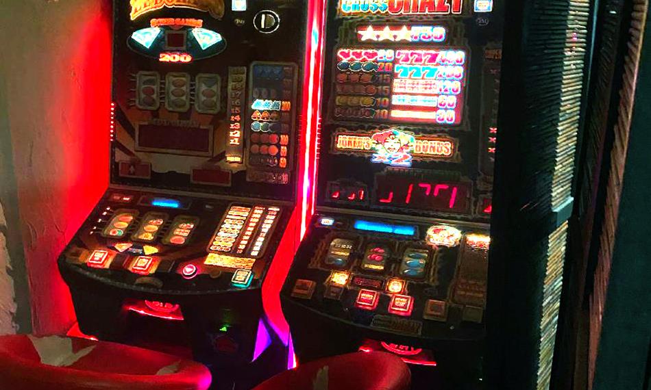 dva objevené nelegální výherní herní přístroje