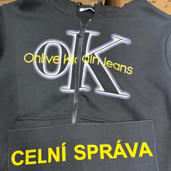 zadržené textitlní zboží