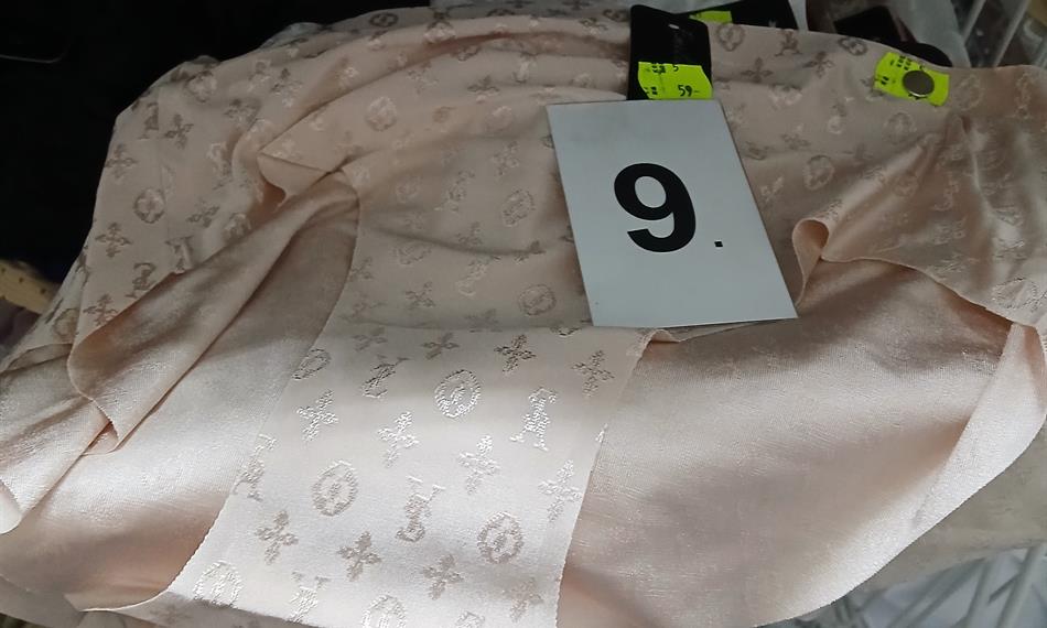 zadržené spodní prádlo