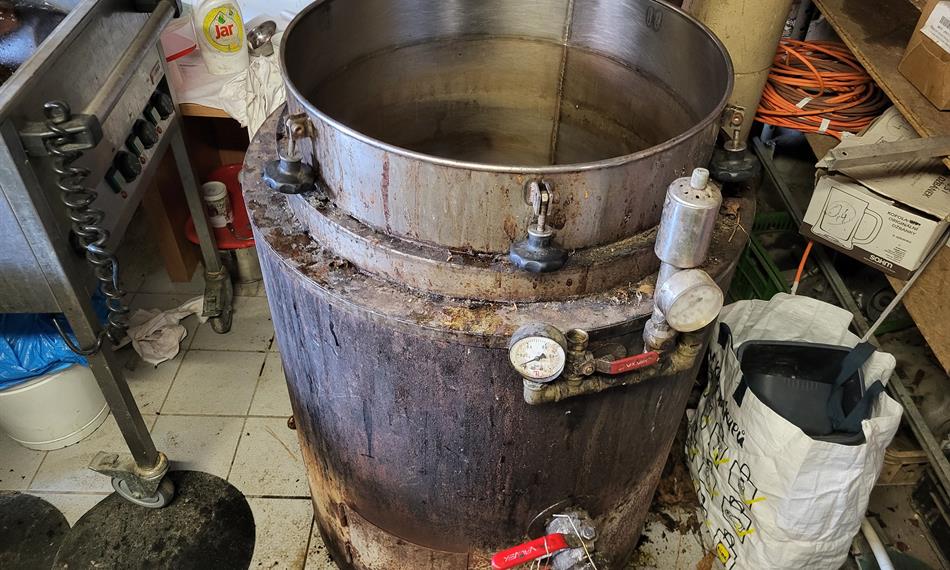 Nelegální_zařízení