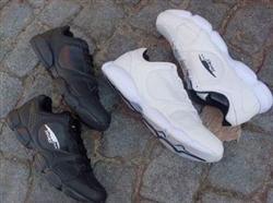 transportní zpracování bot s méně atraktivním designem