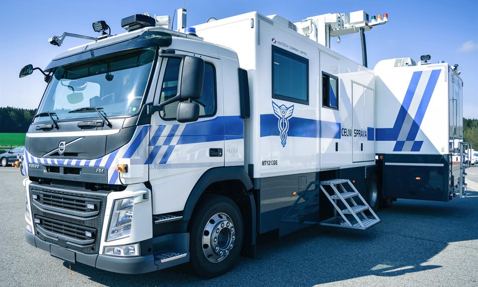 2016-6-2-911RTG_CS_Volvo_FM420_0463_2.jpg