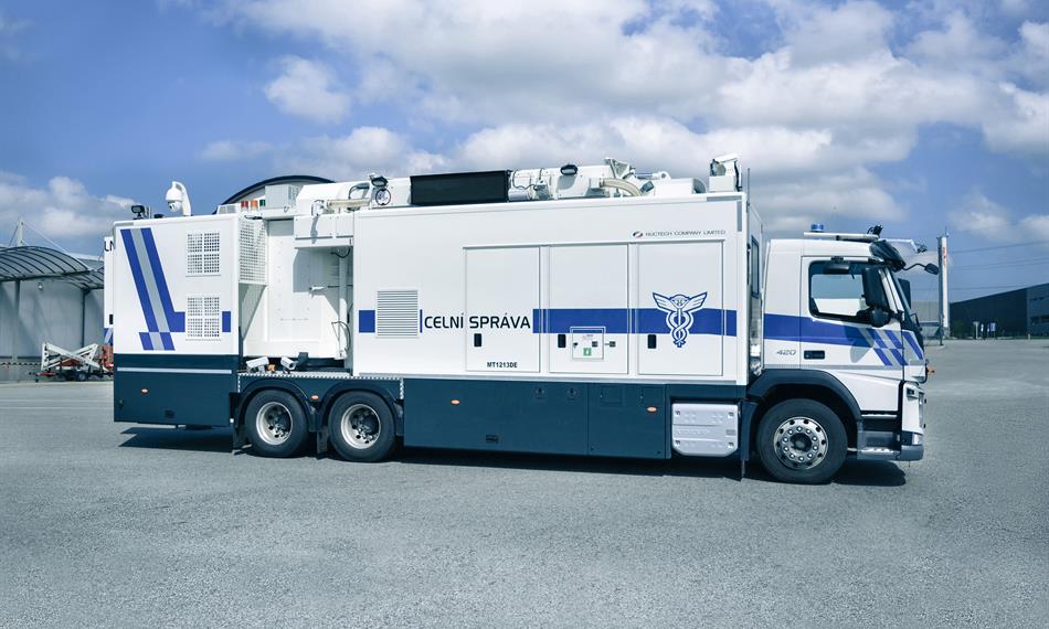 2016-6-2-911RTG_CS_Volvo_FM420_0507_4.jpg